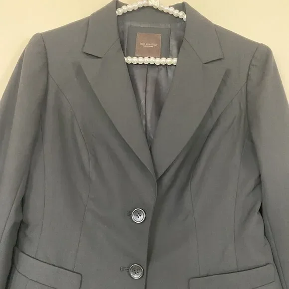 The Limited Collection Women’s Black Two Button Single Breasted Blazer Size 4 - Picture 3 of 11